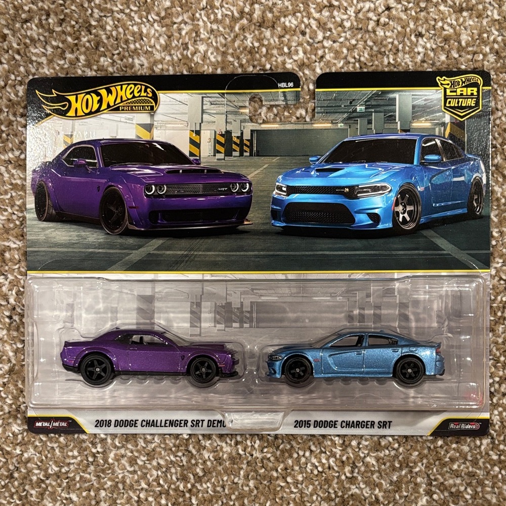 Hot Wheels Purple and Blue Dodge Car Set